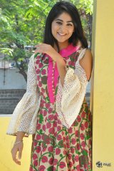 Palak Lalwani Latest Pics
